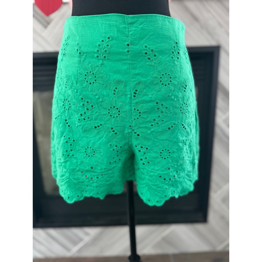 Draper James RSVP Green Eyelet‎ Lace Shorts with Scalloped Hem High Rise Size 6